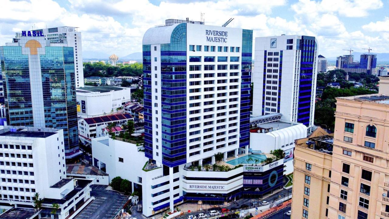 Puteri Wing - Riverside Majestic Hotel Kuching Dış mekan fotoğraf